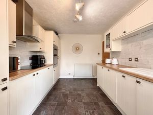 Photo 7- click for photo gallery